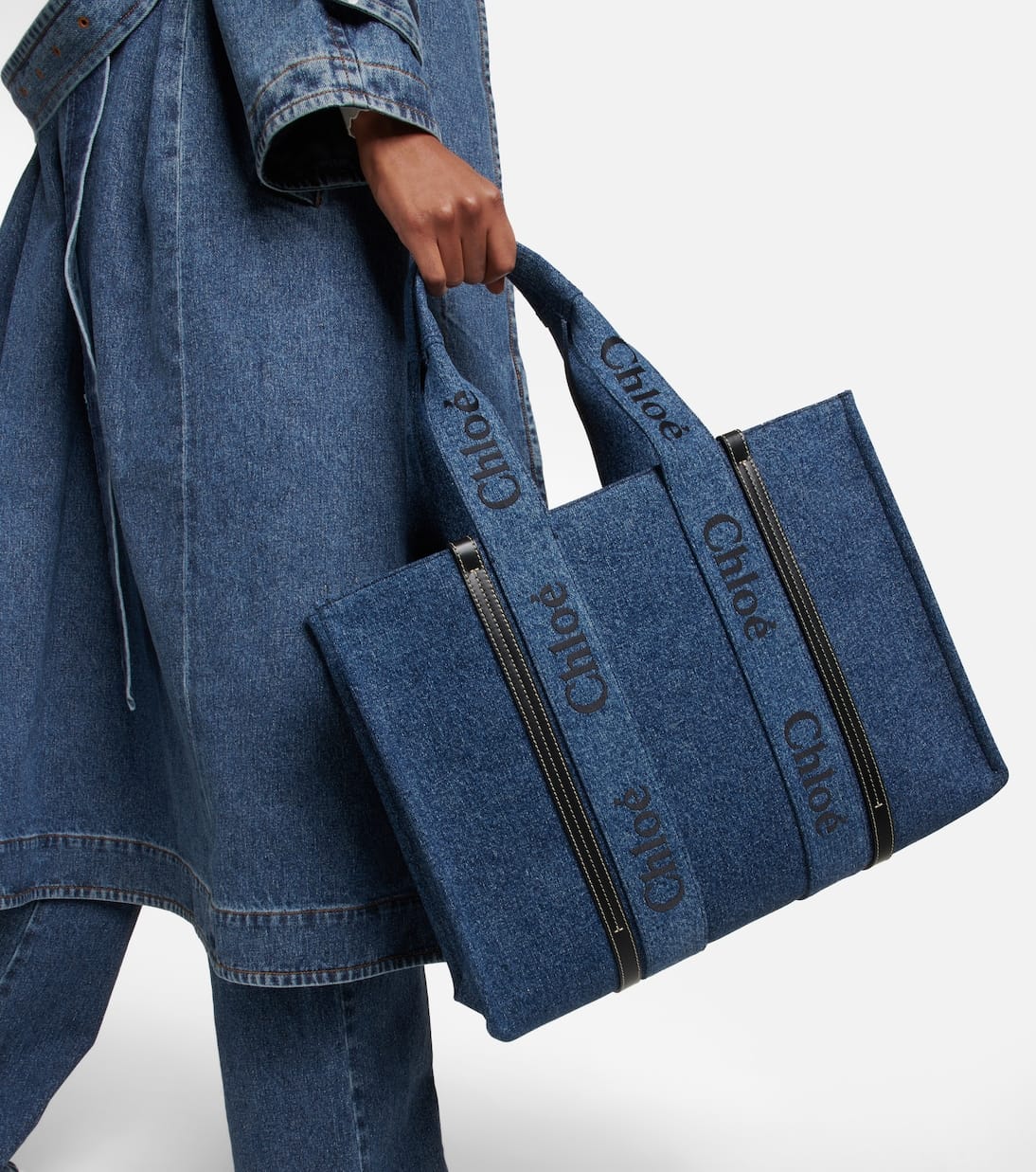 Woody Medium canvas tote