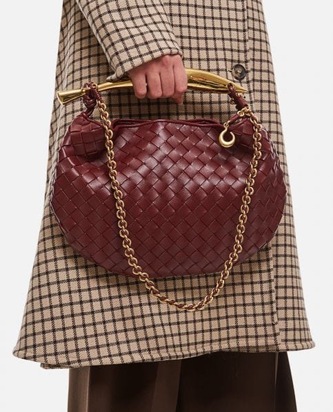 SMALL SARDINE CHAIN LEATHER SHOULDER BAG