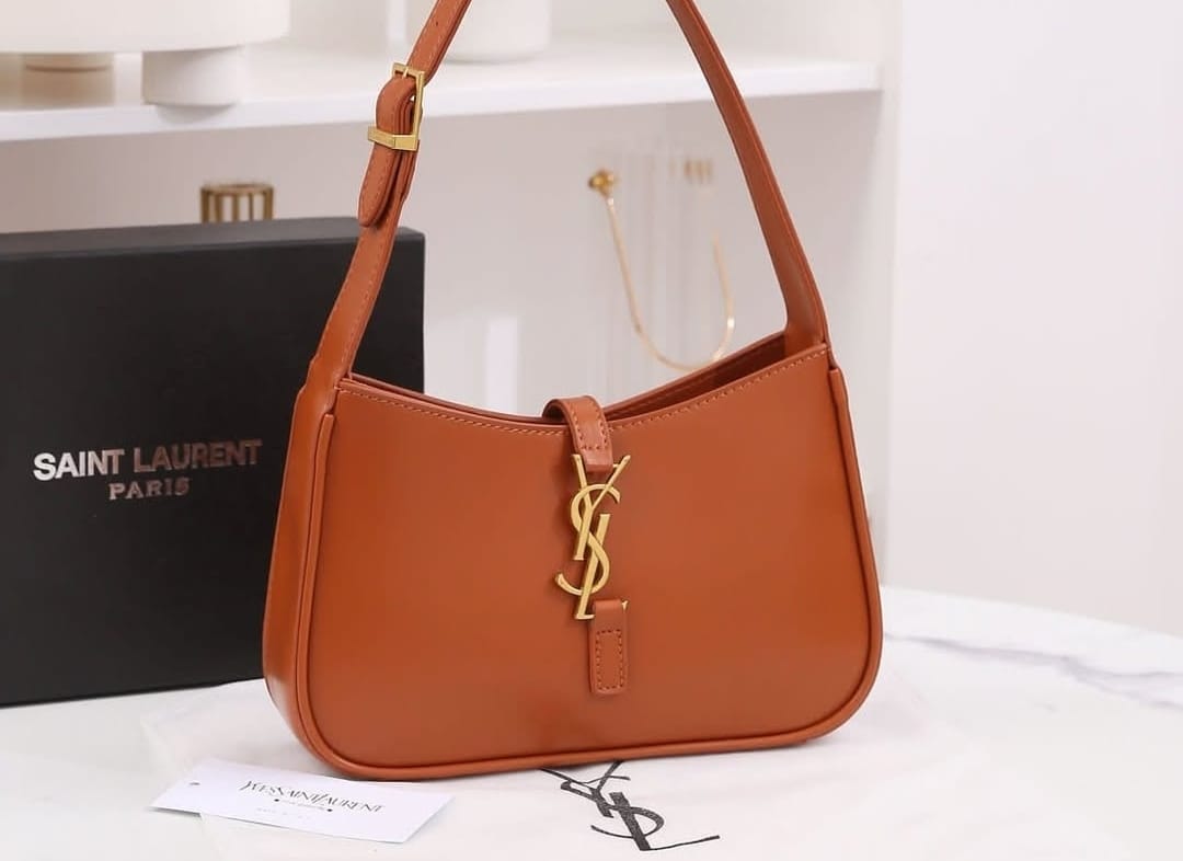 Mini Le 5 à 7 bag