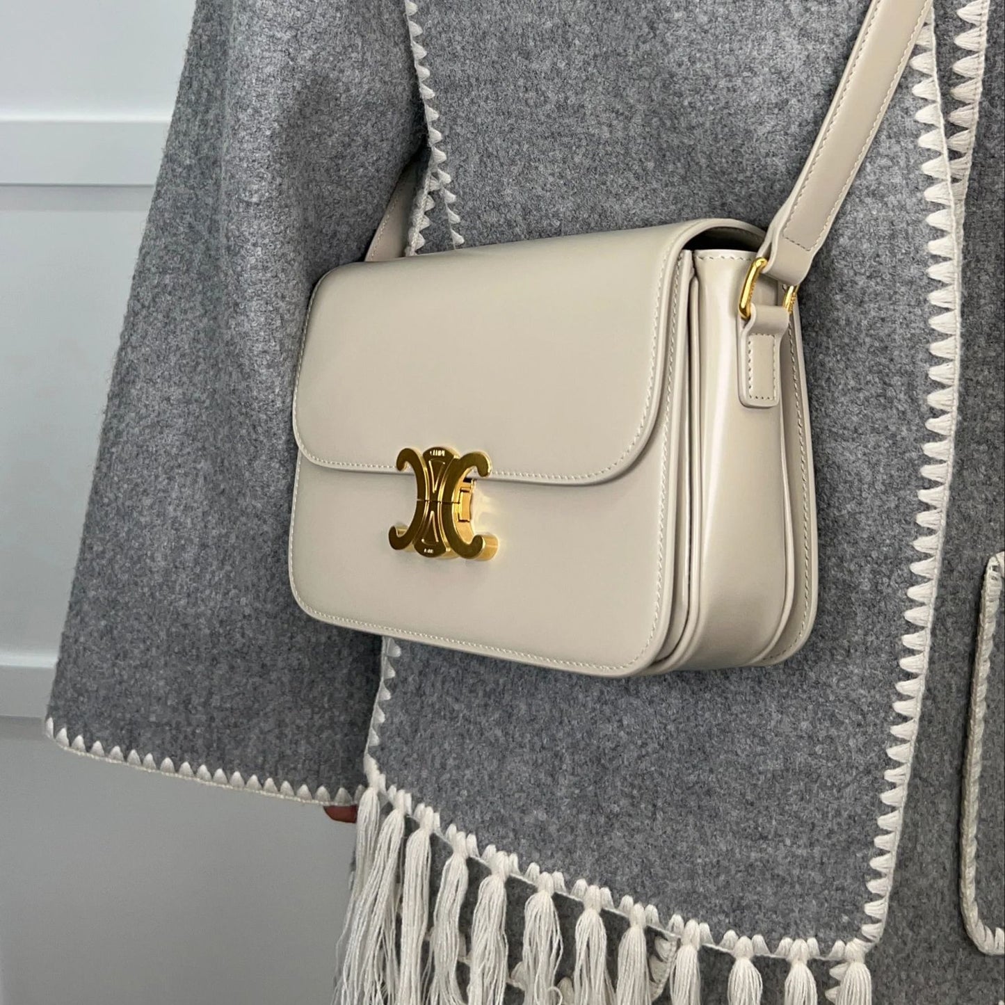 MEDIUM TRIOMPHE BAG