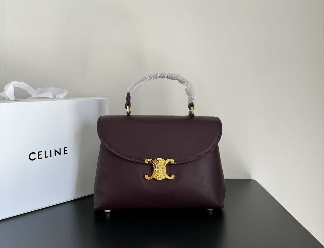TEEN NINO BAG IN SUPPLE GRAINED CALFSKIN
