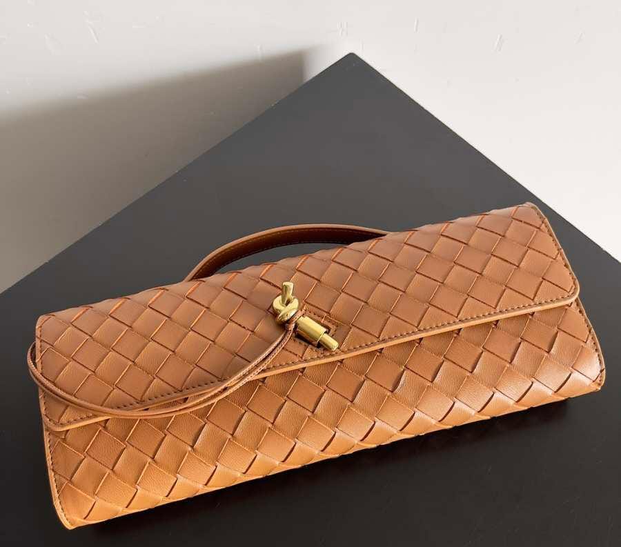 Andiamo Clutch