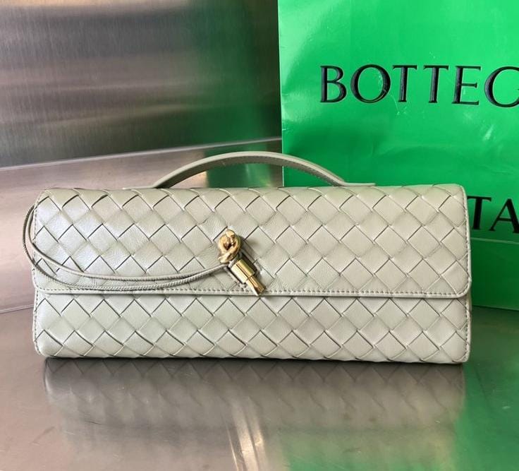 Andiamo Clutch