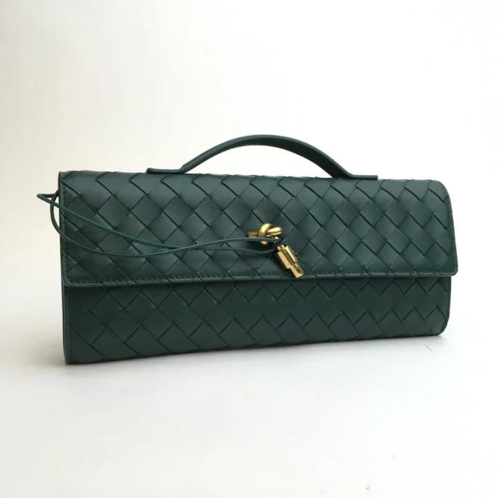 Andiamo Clutch