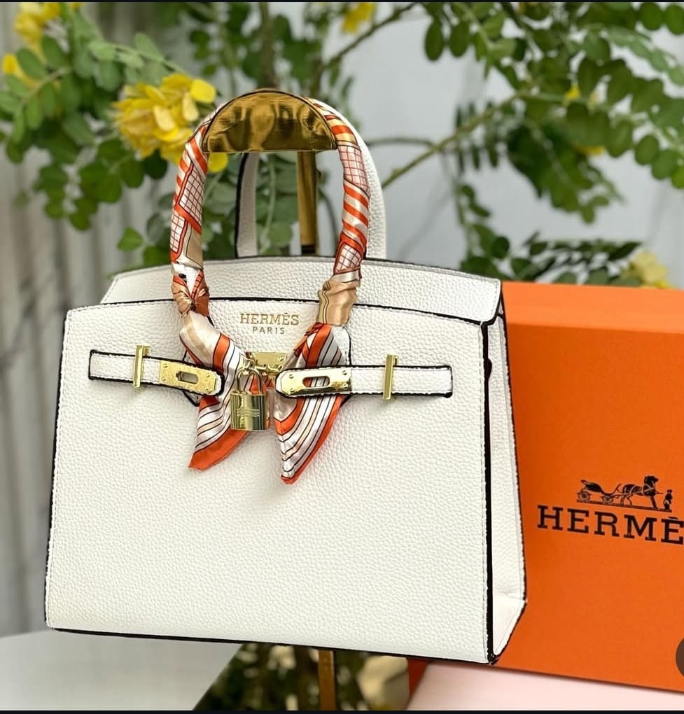 Hermes Epsom Kelly Medium Handbag