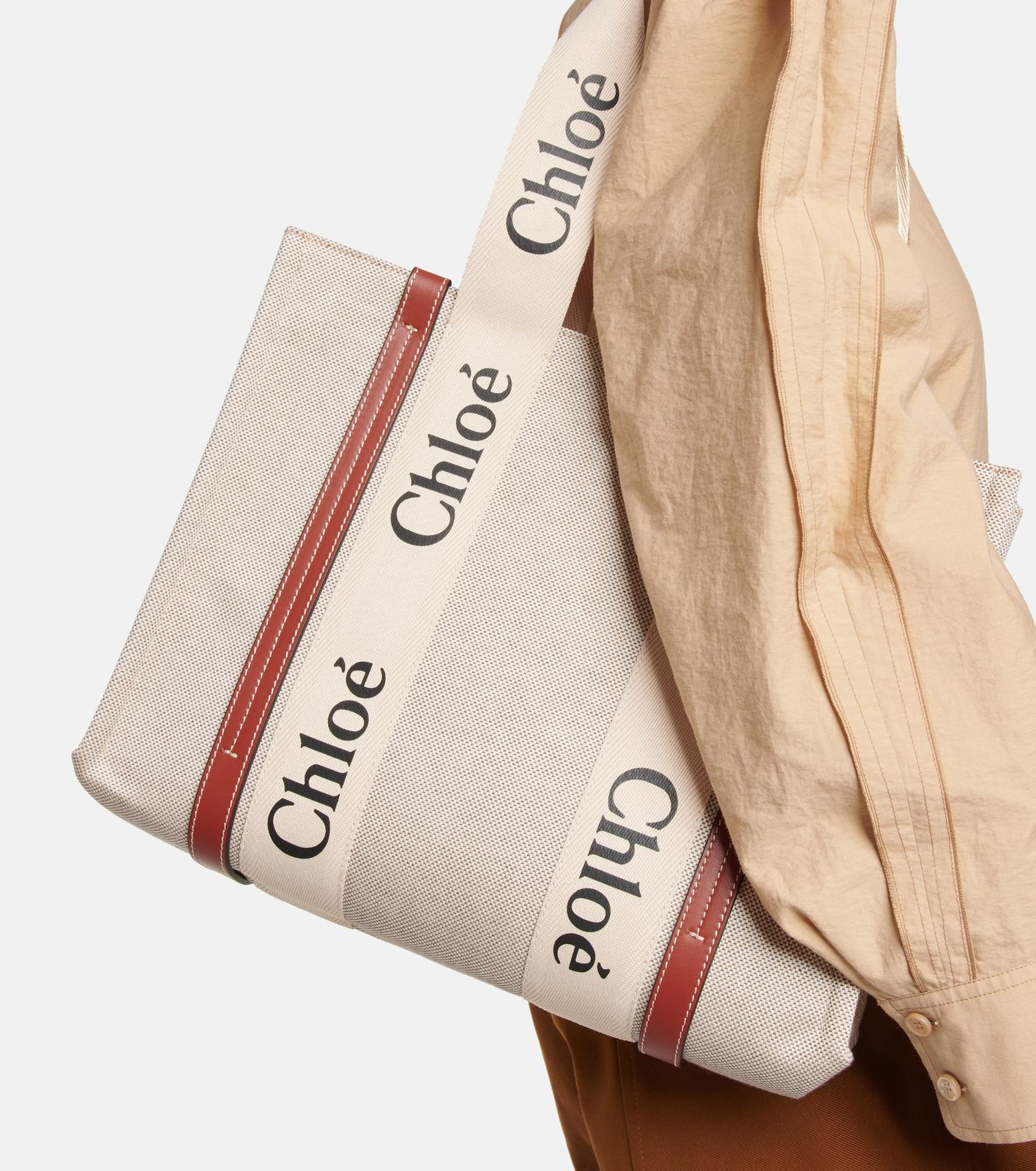 Woody Medium canvas tote