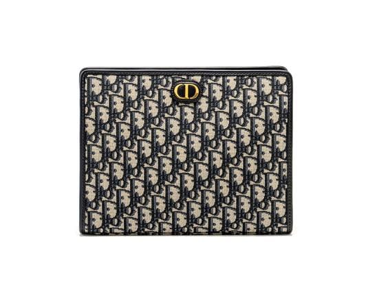 30 Montaigne Dea Pouch