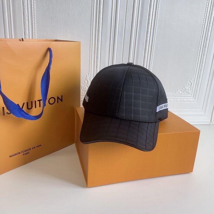 LV Baseball Black Cap