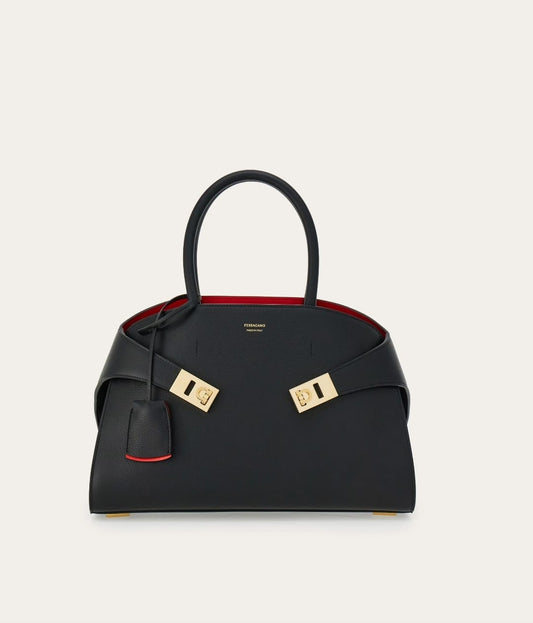 Hug bicolor handbag M