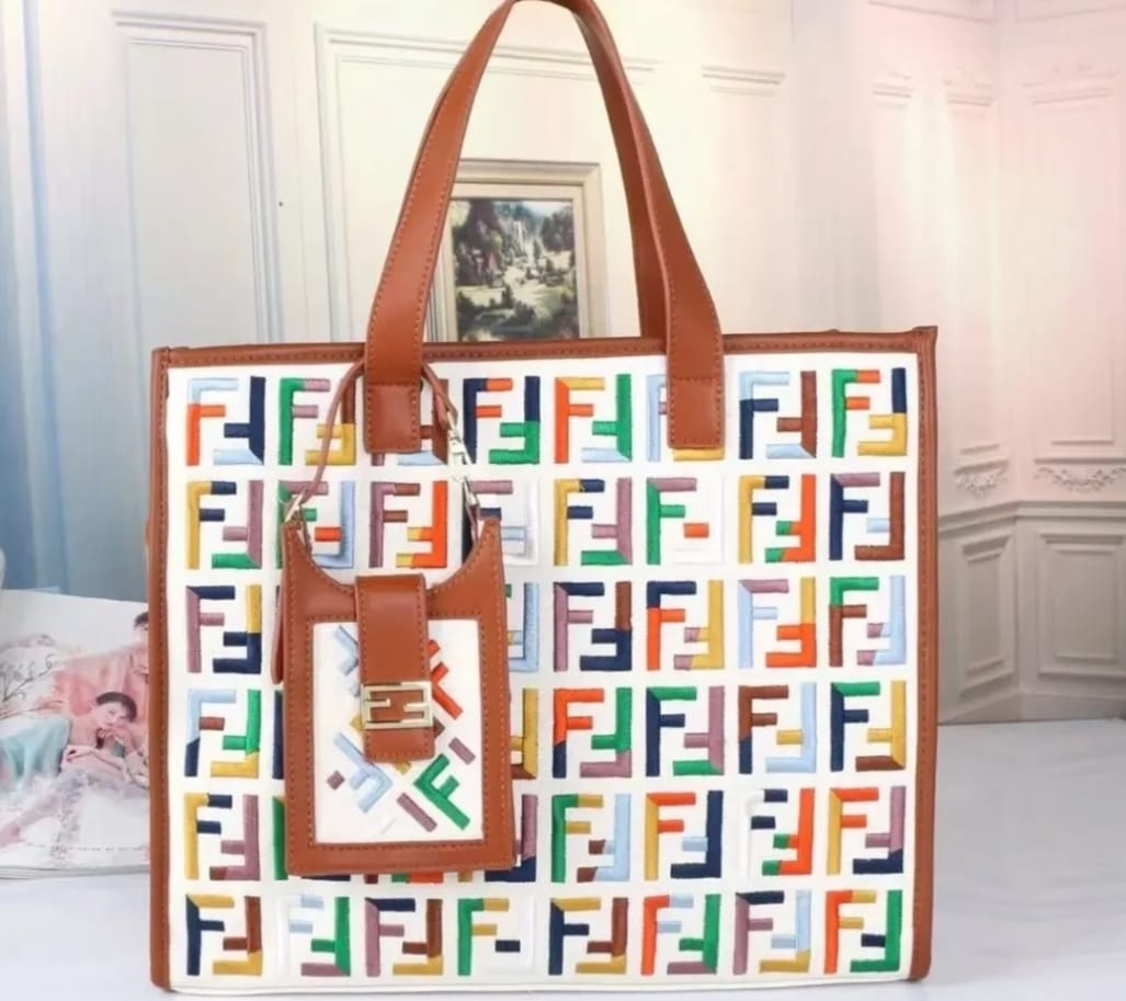 Fendi Sunshine Medium II