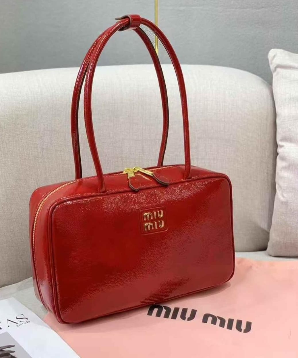Beau naplak patent leather bag