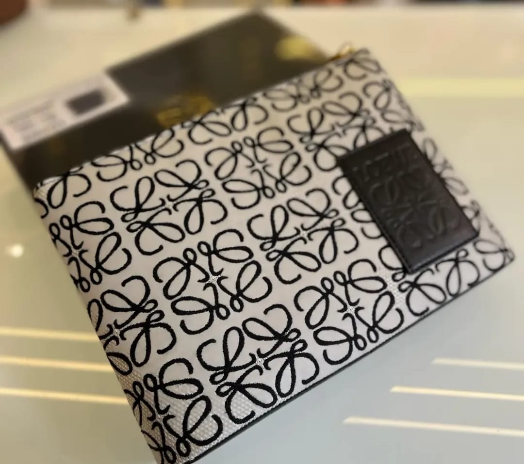 Oblong Pouch in Anagram Jacquard & Calfskin